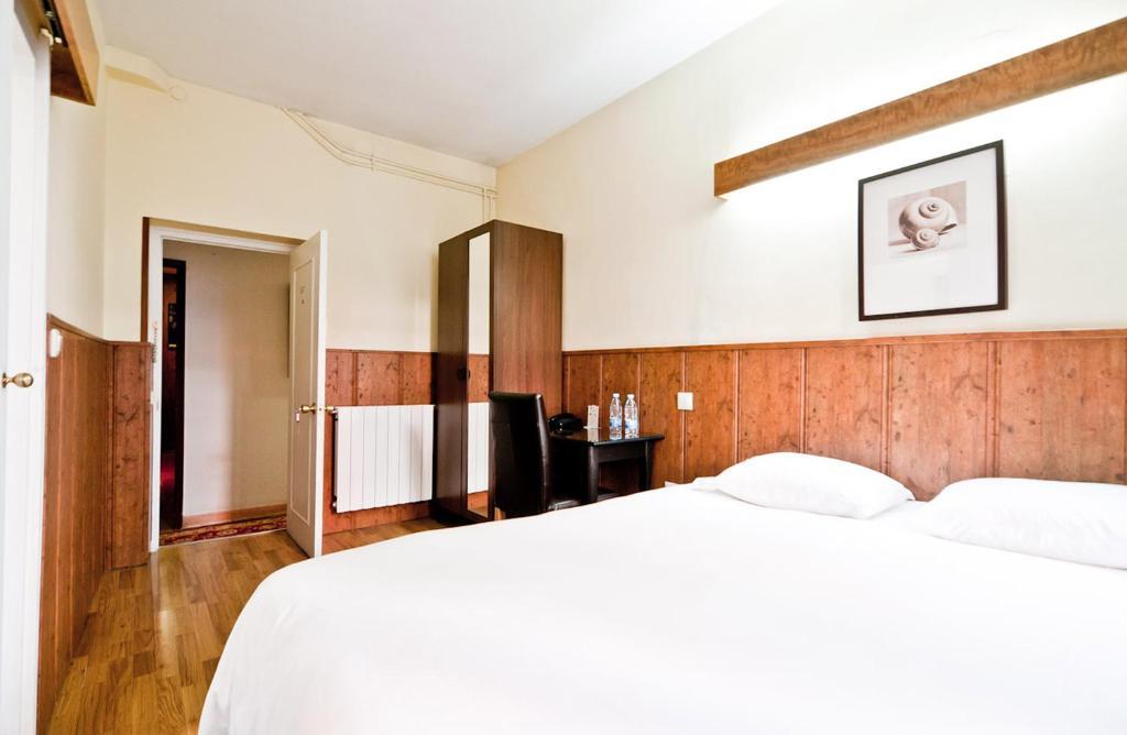 Hostal Asuncion Madrid Cameră foto