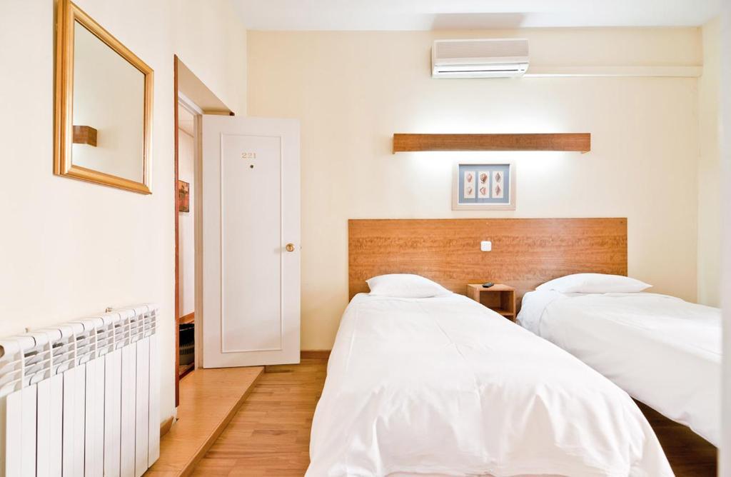 Hostal Asuncion Madrid Cameră foto