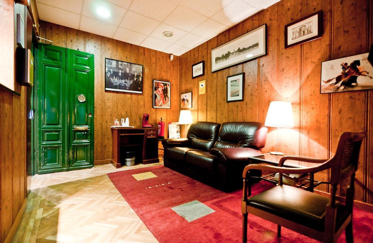 Hostal Asuncion Madrid Exterior foto